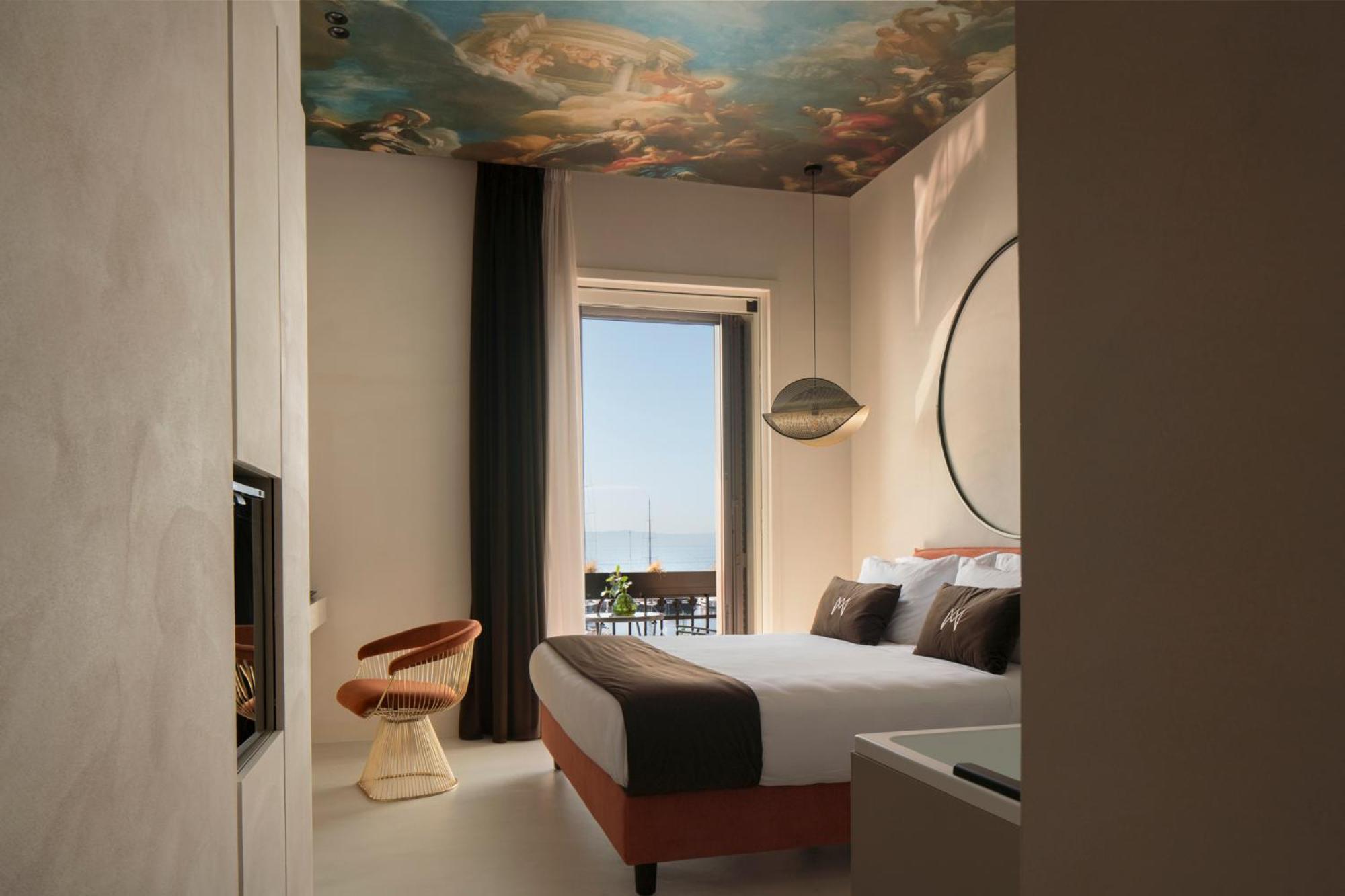 Demetra Luxury Suites ナポリ エクステリア 写真