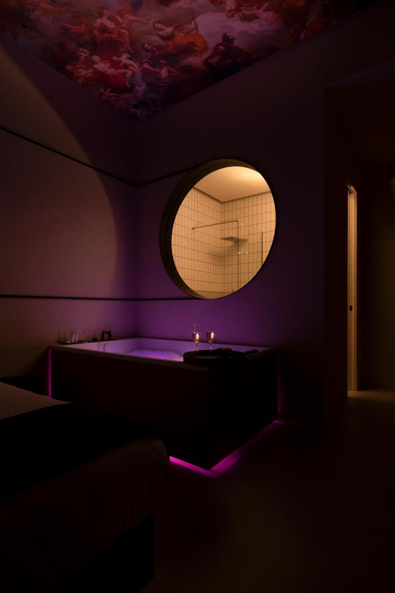 Demetra Luxury Suites ナポリ エクステリア 写真