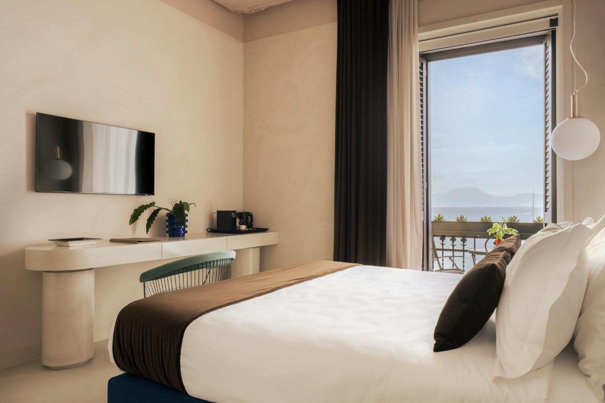 Demetra Luxury Suites ナポリ エクステリア 写真